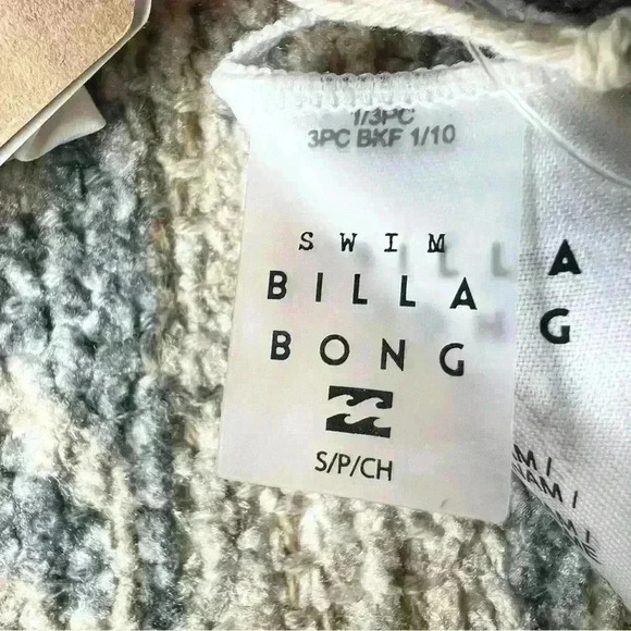 NWT Billabong Last Rays Plunge Multi Color Reversible Bikini Top Size Small - Picture 15 of 16